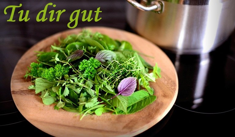 "Tu dir gut": Gemeinsames Kochen mit Frühlingskräutern, © kochen_mit_kraeutern.jpg "Tu dir gut": Gemeinsames Kochen mit Frühlingskräutern, © kochen_mit_kraeutern.jpg