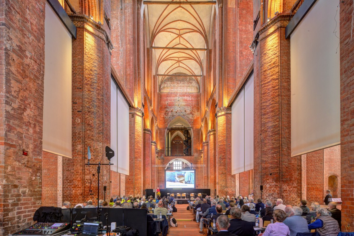 Die Wismarer Georgenkirche ist der ideale Ort f&uuml;r die Kongresse zur Backsteinbaukunst. // &copy; Europ. Zentrum der Backsteinbaukunst e. V./ Eiko Wenzel