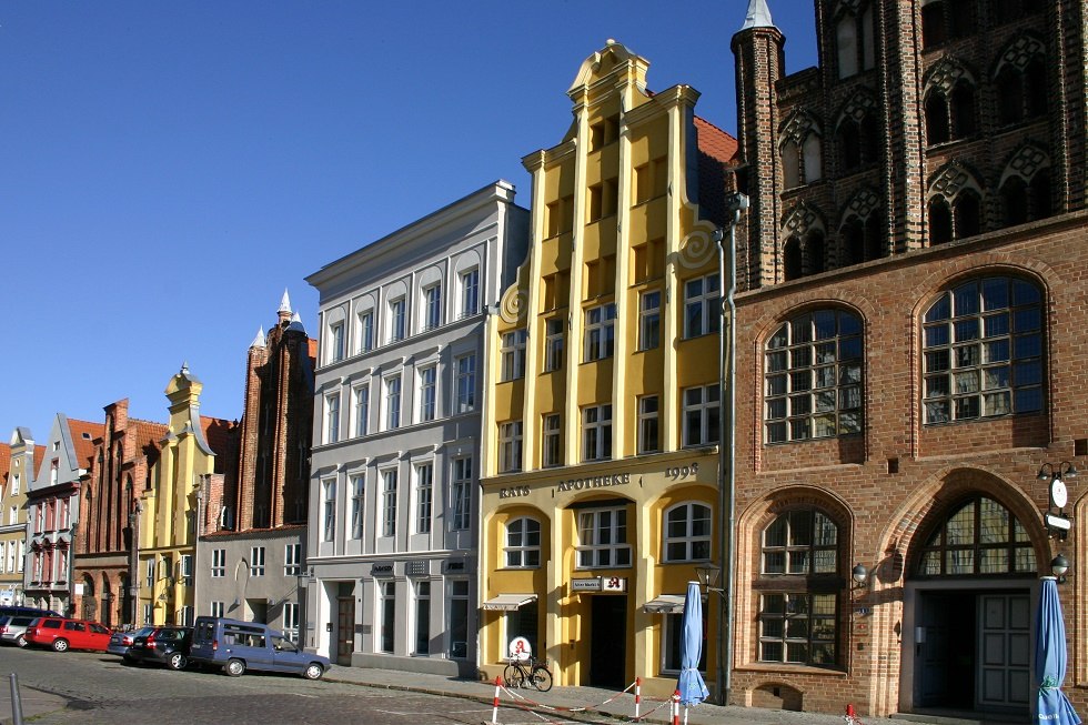 Giebelh&auml;user in der Stralsunder M&uuml;hlenstra&szlig;e, &copy; Tourismuszentrale Hansestadt Stralsund