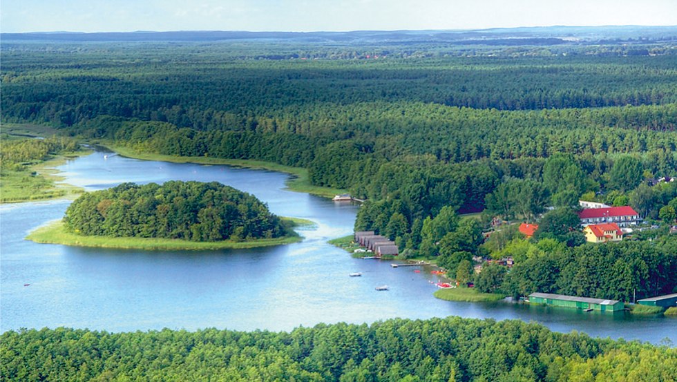 Der Ferienpark Mirow liegt am Granzower See &ndash; ein Urlaubsparadies f&uuml;r Familien. // &copy; Ferienpark Mirow GmbH