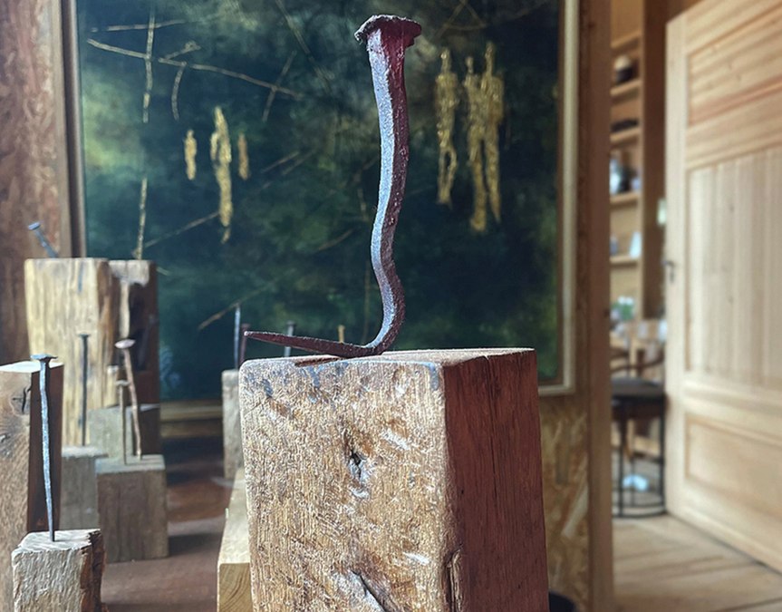 Kunst im Herrenhaus Goldenbow: Alte Baumaterialien als Kunstobjekte mit Geschichte, © Herrenhaus Goldenbow Kunst im Herrenhaus Goldenbow: Alte Baumaterialien als Kunstobjekte mit Geschichte, © Herrenhaus Goldenbow