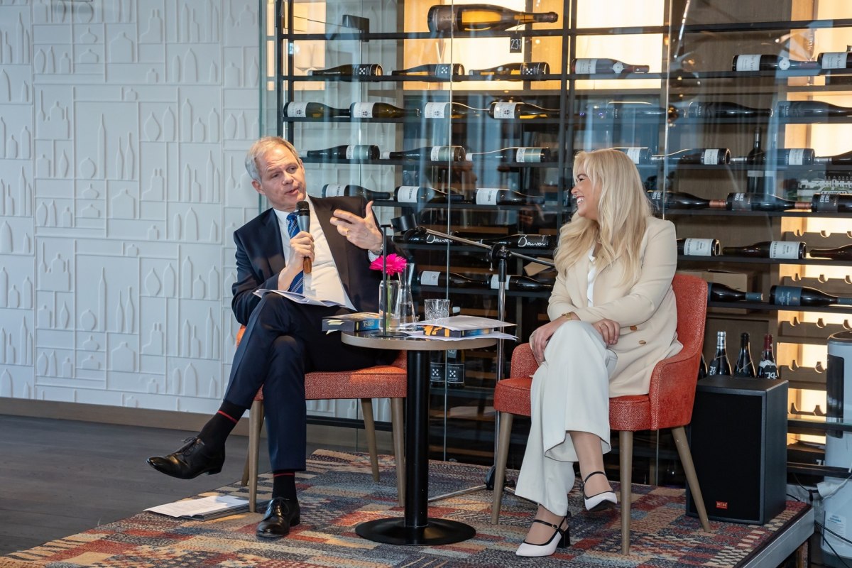 Exklusive Lesung mit Petra Mattfeldt alias Caren Benedikt Exklusive Lesung mit Petra Mattfeldt alias Caren Benedikt