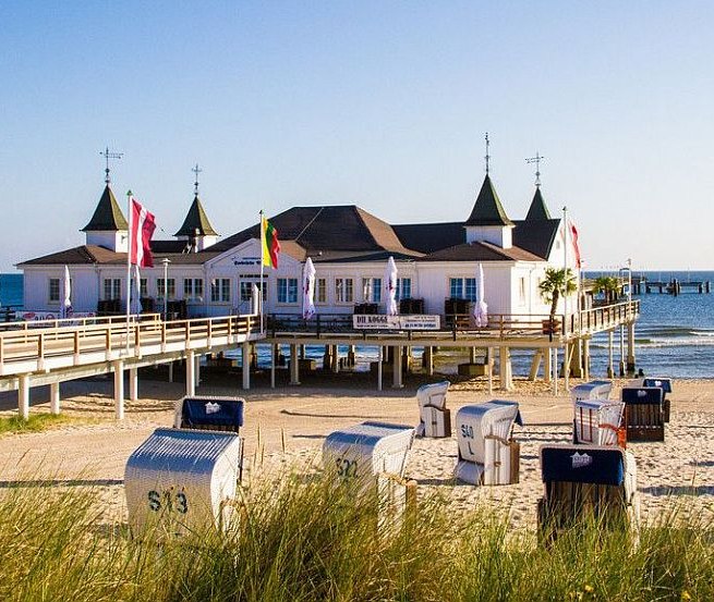 Zeuge der Bäderarchitektur und Wahrzeichen des Seebades Ahlbeck // © Usedom Tourismus GmbH Zeuge der Bäderarchitektur und Wahrzeichen des Seebades Ahlbeck // © Usedom Tourismus GmbH