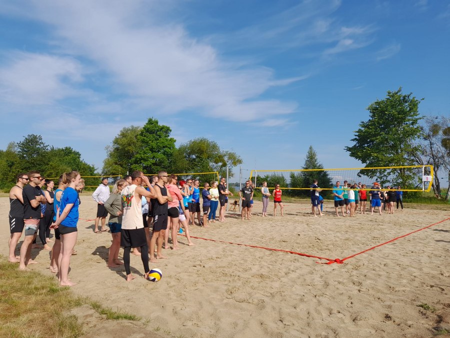 Beachvolleyballfelder Strandbad "Mili" - 1. Mittsommer Beachparty, © TDG Rechlin mbH Beachvolleyballfelder Strandbad "Mili" - 1. Mittsommer Beachparty, © TDG Rechlin mbH