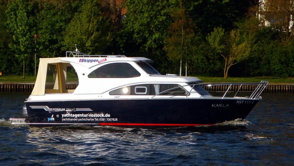 Ausflug auf der Warnow // © Yachtagentur Rostock Ausflug auf der Warnow // © Yachtagentur Rostock