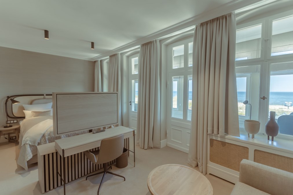 Juniorsuite Loggia mit Meerblick, &copy; Strandhotel Ostende