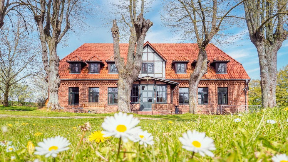 Au&szlig;enansicht Landhaus Zarfzow // &copy; Maren Frey