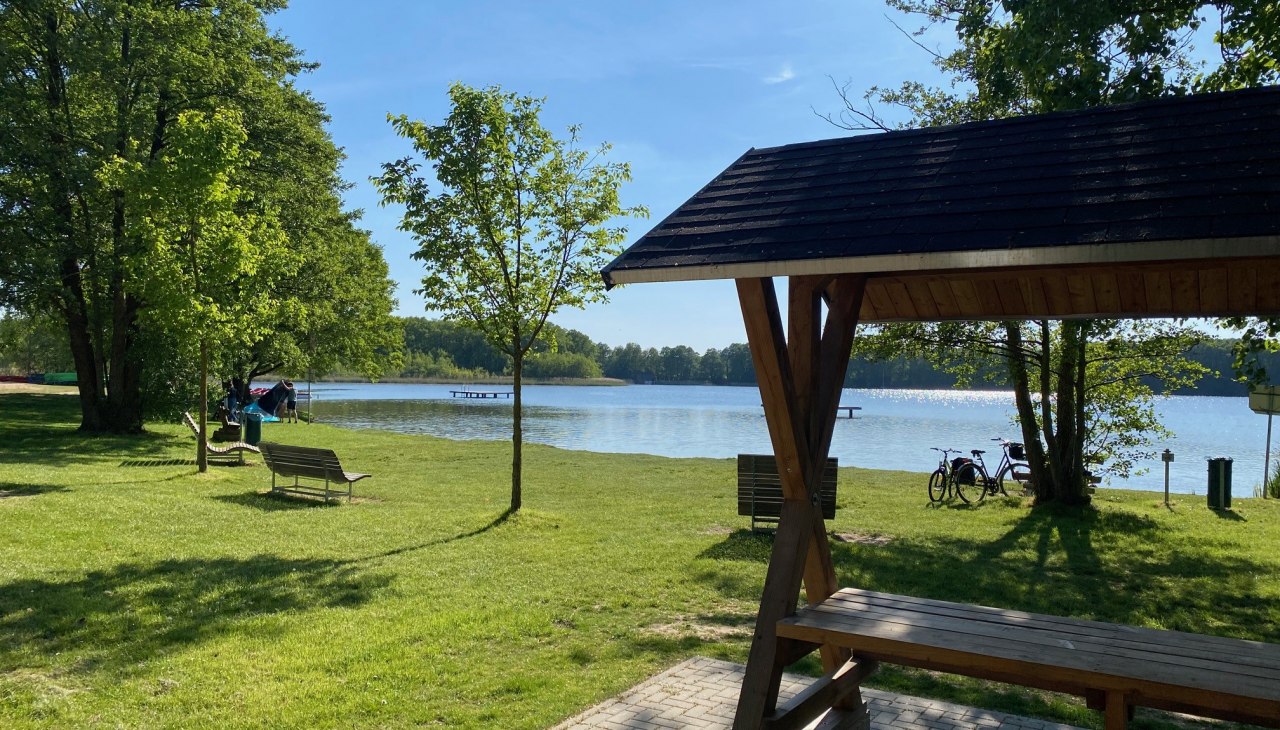 Badestrand Granzow, © Amt Mecklenburgische Kleinseenplatte Badestrand Granzow, © Amt Mecklenburgische Kleinseenplatte