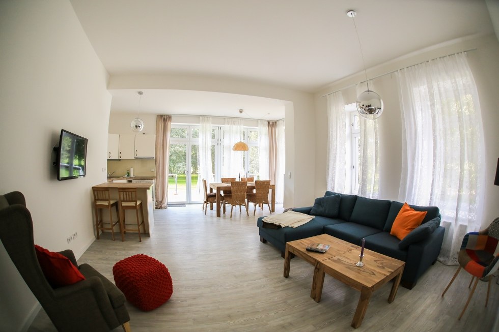 Voorbeeld van woon-/eetkamer, © Fotoatelier Meier Voorbeeld van woon-/eetkamer, © Fotoatelier Meier