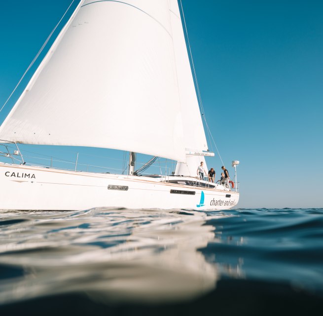 Unter Segeln &uuml;ber die Ostsee // &copy; Dan Petermann