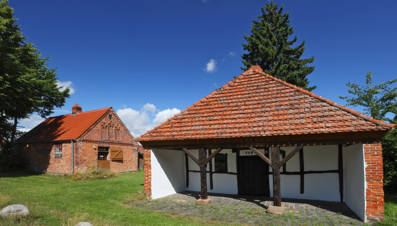Alte Gutsschmiede und Gutsbackhaus Teschow, © TMV/Gohlke Alte Gutsschmiede und Gutsbackhaus Teschow, © TMV/Gohlke