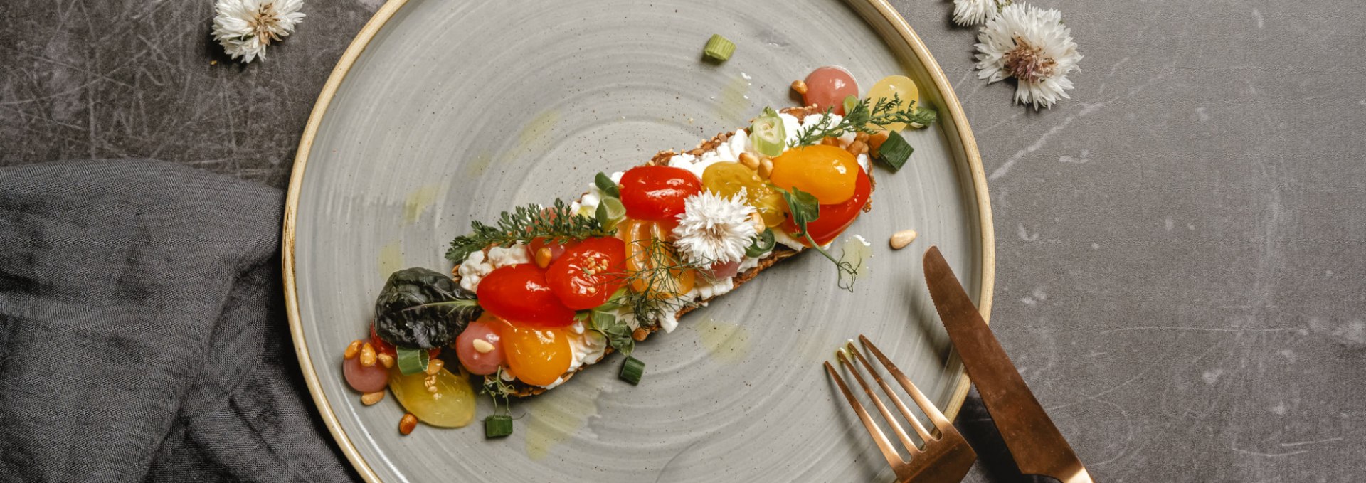 Sei-Gast-2026_DAS-AHLBECK_Kulinarik-Düne-48_C_DAS-AHLBECK (1), © DAS AHLBECK Sei-Gast-2026_DAS-AHLBECK_Kulinarik-Düne-48_C_DAS-AHLBECK (1), © DAS AHLBECK