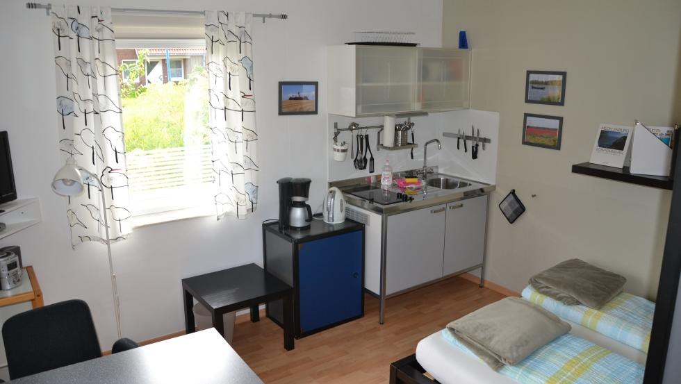 Woon/slaapkamer met kitchenette // &copy; Udo Richter