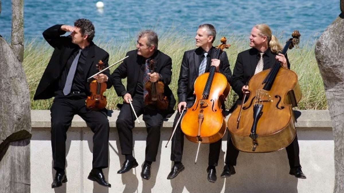 Rossinistrings // &copy; Rossinistrings