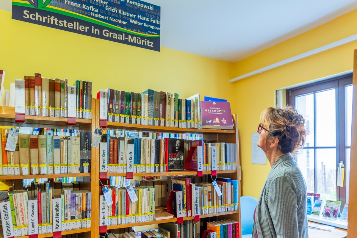 Susanne Graf auf literarischer Spurensuche // &copy; Andr&eacute; Pristaff / TuK
