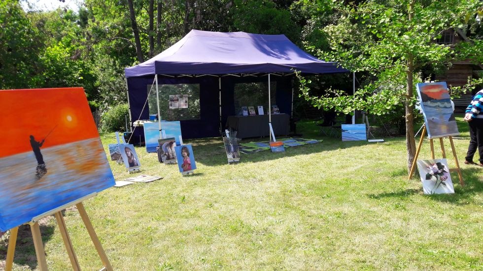 Ausstellungszelt einer K&uuml;nstlerin, &copy; Ulrich Arph