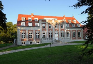Außenansicht Gut Zicker // © Gut Zicker Außenansicht Gut Zicker // © Gut Zicker