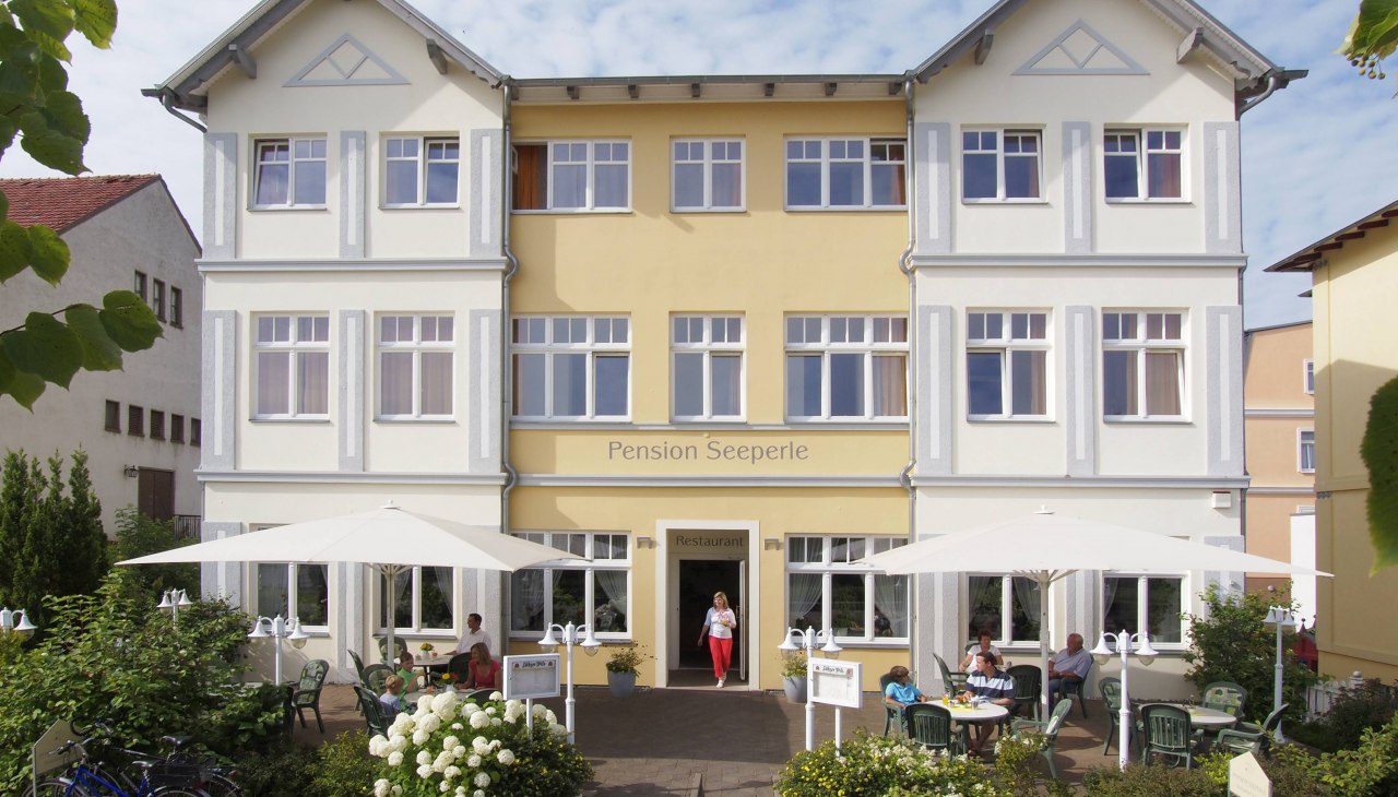 Promenadenansicht Pension Seeperle, © Frau Mandy Knuth Promenadenansicht Pension Seeperle, © Frau Mandy Knuth