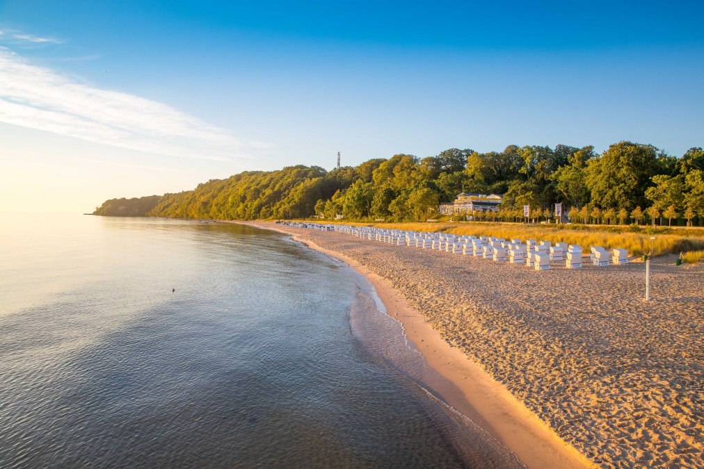 Besondere Momente: der Nordstrand im Ostseebad G&ouml;hren im Licht des Sonnenaufgangs, &copy; KV G&ouml;hren / Martin St&ouml;ver