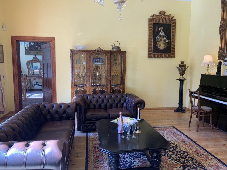 Klavierzimmer im Schloss Schmuggerow, © Hellberg Domizil Klavierzimmer im Schloss Schmuggerow, © Hellberg Domizil