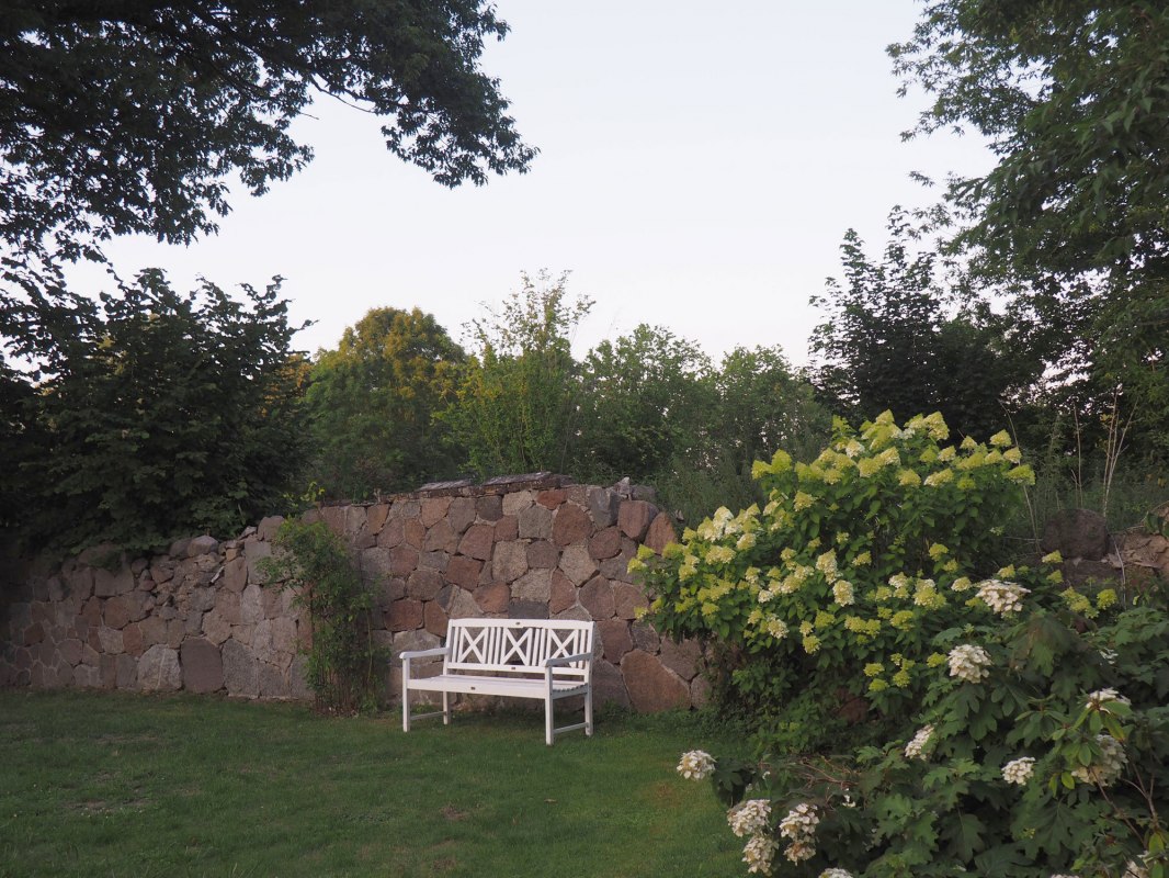 Lieblingsbank im Park Sophienhof // &copy; Annelie Maiwald