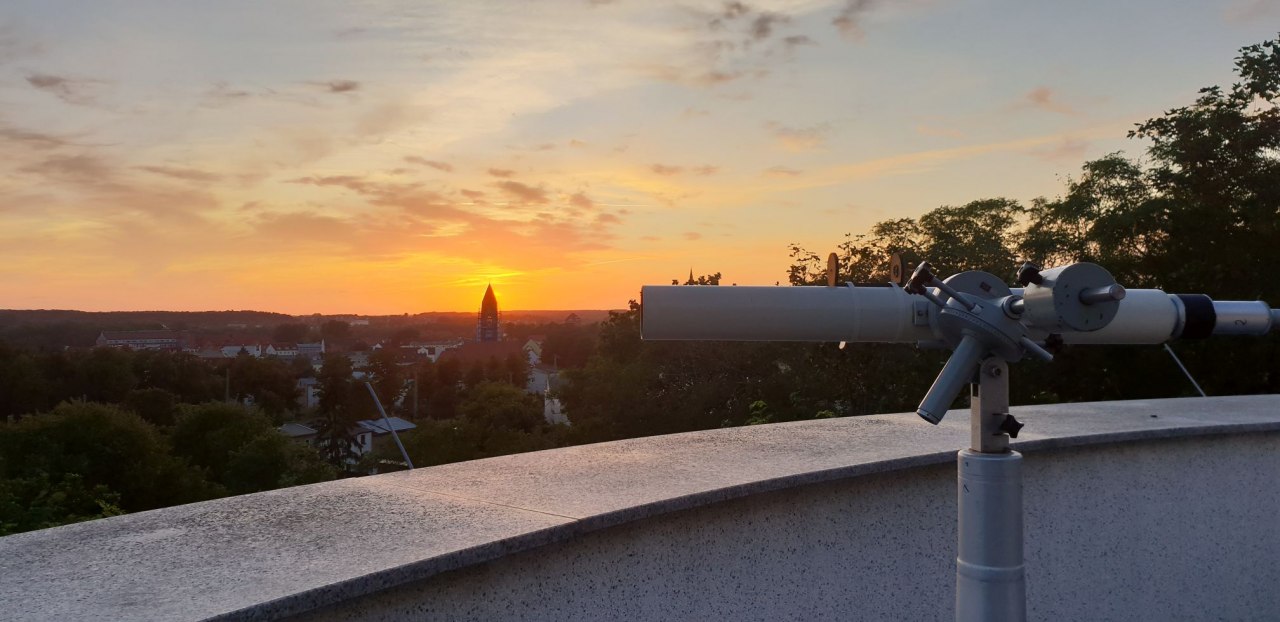 Ein Blick von der Demminer Sternwarte über Demmin am Abend, © Hansestadt Demmin Ein Blick von der Demminer Sternwarte über Demmin am Abend, © Hansestadt Demmin