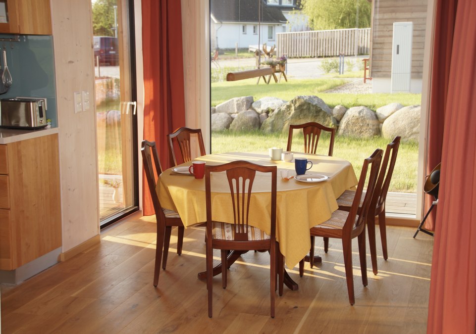 Ferienhaus Nr. 11 im Bio-Feriendorf Parin, © Christiane Heinemann-Lindt Ferienhaus Nr. 11 im Bio-Feriendorf Parin, © Christiane Heinemann-Lindt