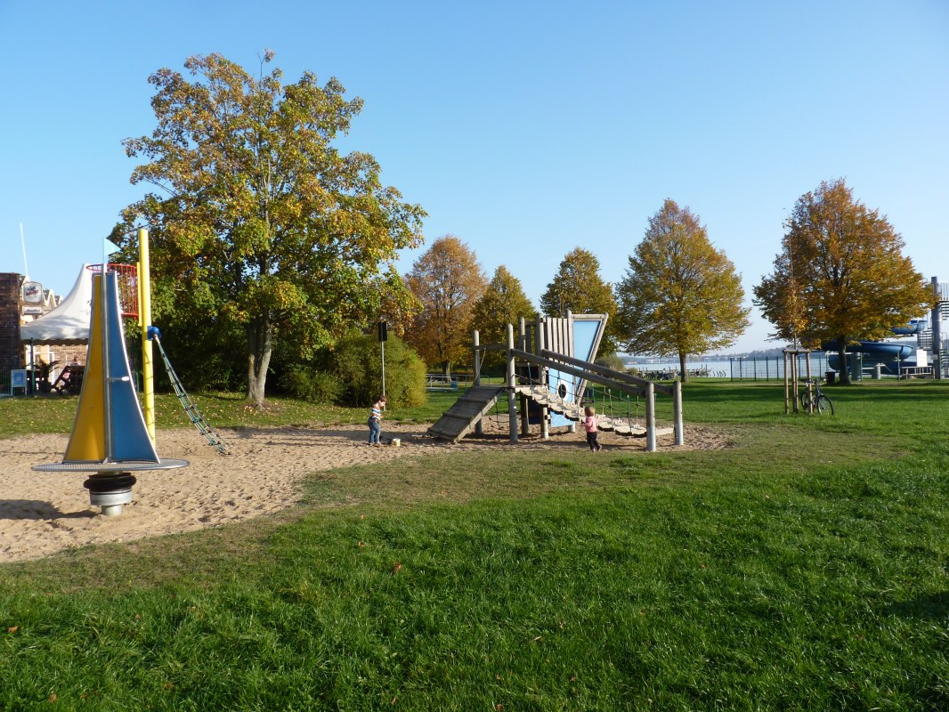 &copy; Kur- und Tourismus GmbH