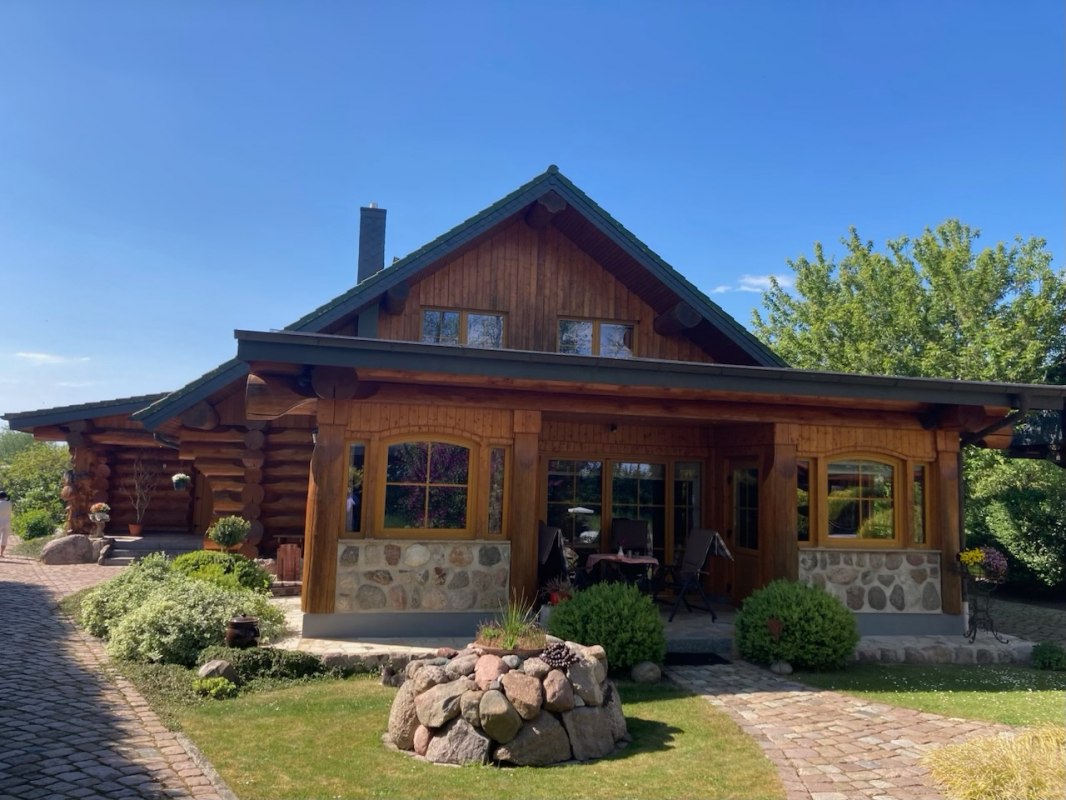 &copy; Philipp Hofmeister