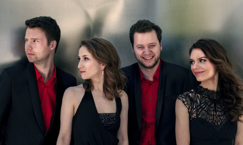 © © Felix Broede © © Felix Broede