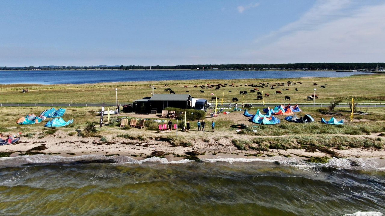 Luchtfoto van ons station in Klein Zicker // &copy; ProBoarding