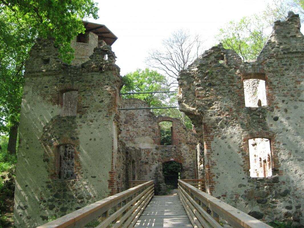 Über die Brücke kommt man iauf den Innenteil der Veste Landskron // © Angelika Michaelis Über die Brücke kommt man iauf den Innenteil der Veste Landskron // © Angelika Michaelis