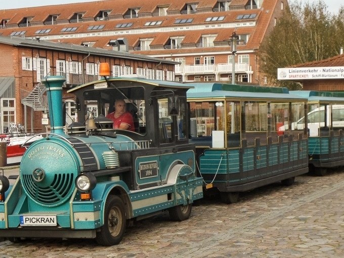 Tschu-Tschu-Bahn, © Reederei Pickran