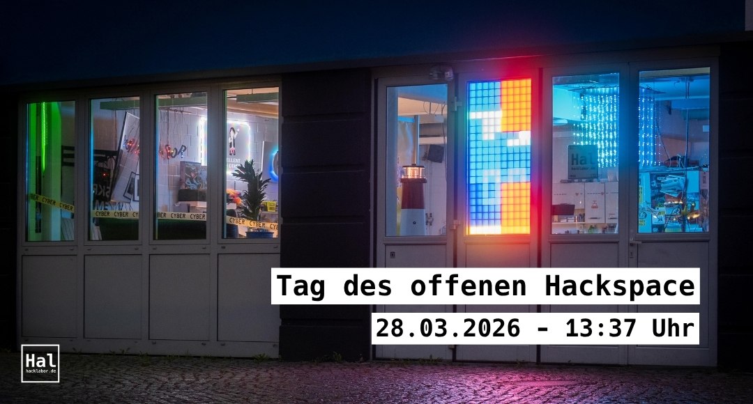 Der bunt beleuchtete Eingang vom Hacklabor. // &copy; Hacklabor