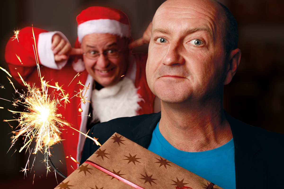 Cult kerstprogramma Schwarze Gr&uuml;tze "Eindstation Pfanne - wat overblijft is kippenvel!" // &copy; Thomas Bartilla