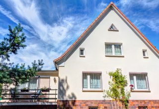 Au&szlig;enansicht G&auml;stehaus Sankt Nikolai in Parchim, &copy; Michel Lask