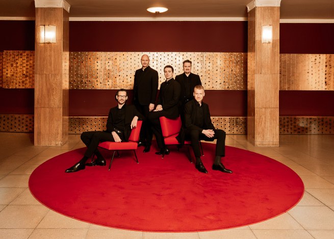 &copy; &copy; Anne Hornemann