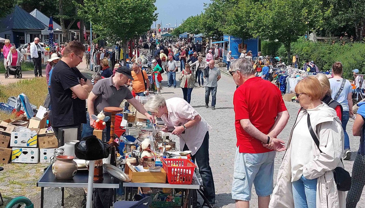 PM OW 25 -19___07.06.__Wustrower Flohmarkt__Foto©Kevin Schiemann, © Kevin Schiemann / KVW Wustrow PM OW 25 -19___07.06.__Wustrower Flohmarkt__Foto©Kevin Schiemann, © Kevin Schiemann / KVW Wustrow