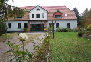 Herrenhaus Friedrichshof - Einfahrt // © Herrenhaus Friedrichshof Herrenhaus Friedrichshof - Einfahrt // © Herrenhaus Friedrichshof