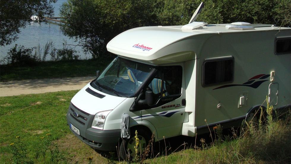 Camperplaatsen aan het meer van Plau // &copy; Michael Hecht