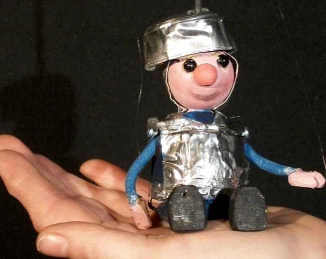 &copy; Tandera Theater