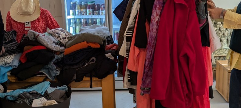 Kleiderst&auml;nder // &copy; wertvoll