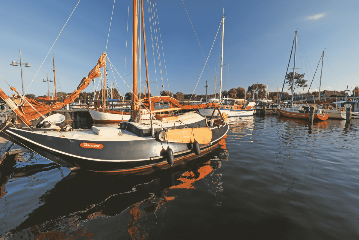 Boot bij de aanlegplaats // &copy; TMV/Gohlke