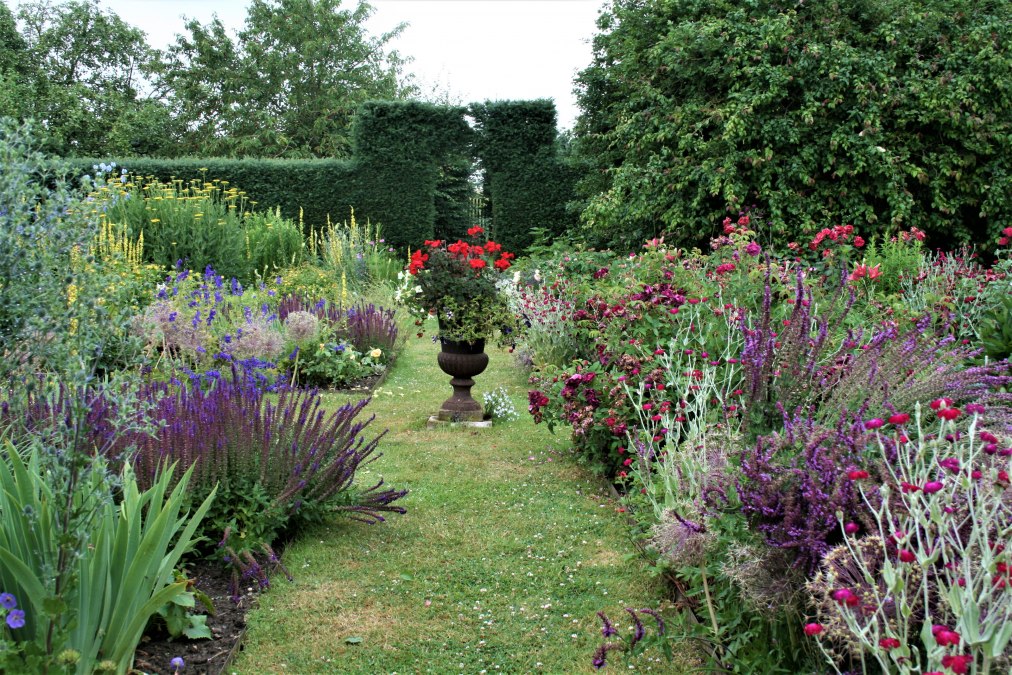 Kastanienhof  Blumengarten, © Dirk Endrulat