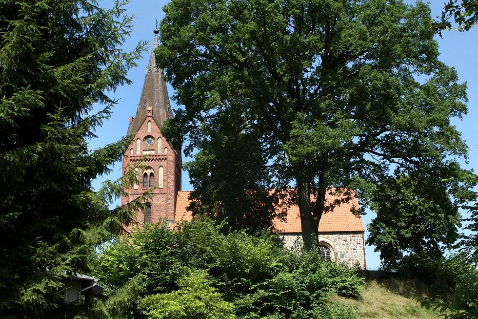 Außenansicht der Kirche // © Sabrina Wittkopf-Schade Außenansicht der Kirche // © Sabrina Wittkopf-Schade