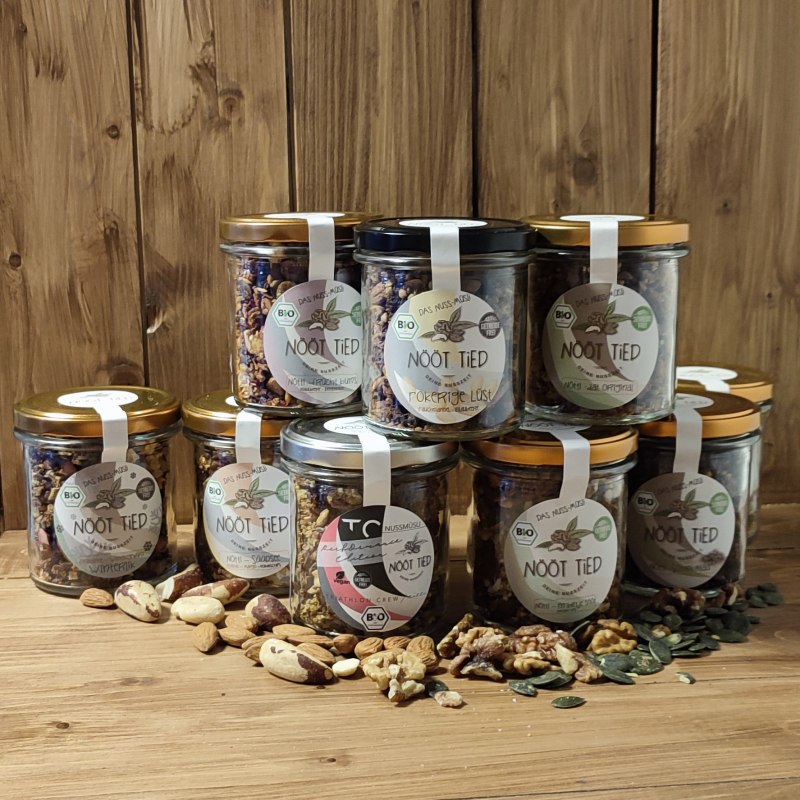 N&ouml;&ouml;t Gebonden - Nusszeitmanufaktur // &copy; Robert von Leesen
