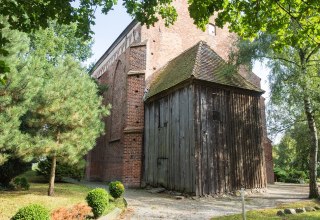 DieTurmseite im Westen. // &copy; Frank Burger