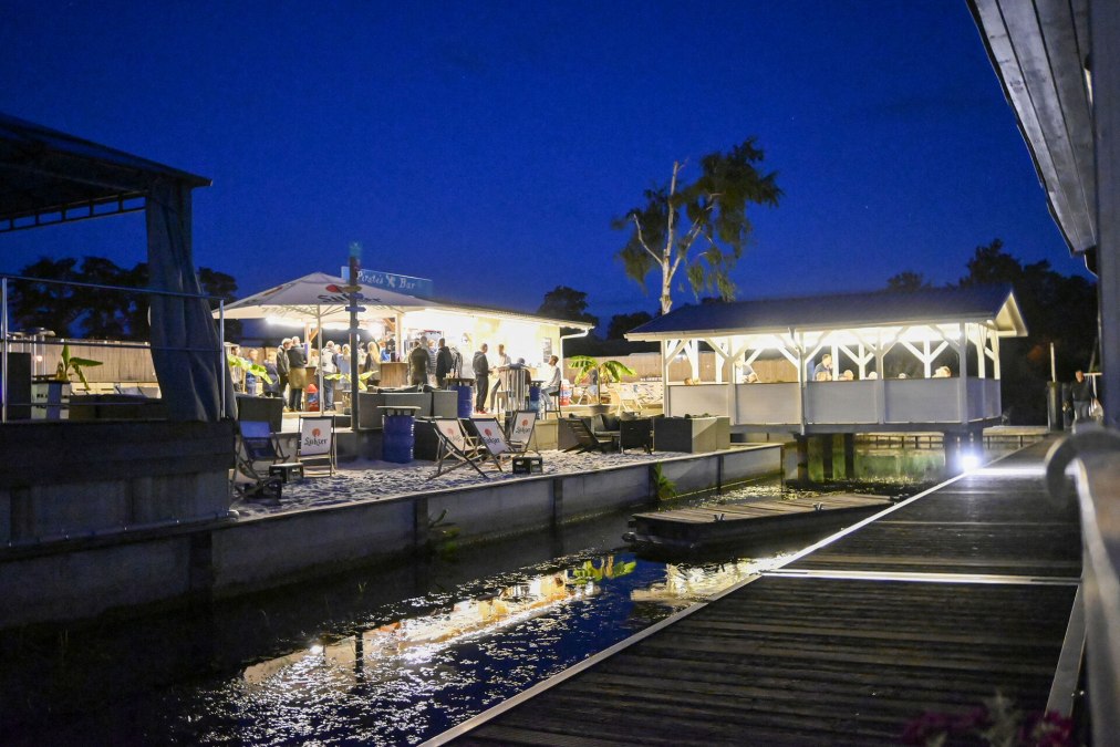 Pirates Bar im Hafendoref Müritz, © Heike Meyer Pirates Bar im Hafendoref Müritz, © Heike Meyer