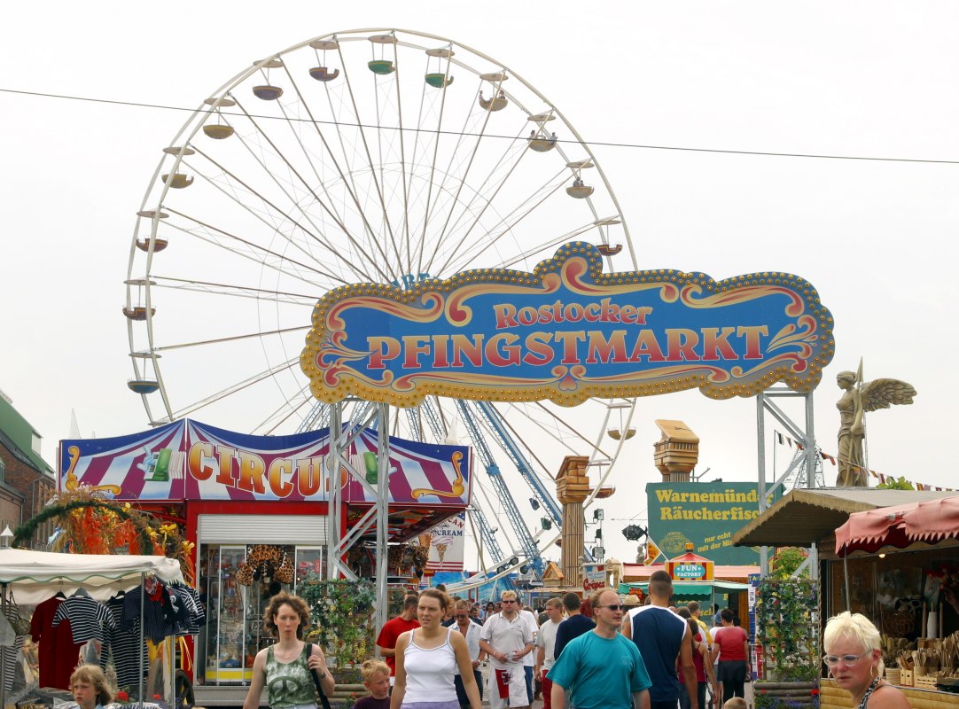 Rostocker Pfingstmarkt im Stadthafen, © Großmarkt Rostock GmbH, Dietmar Lilienthal Rostocker Pfingstmarkt im Stadthafen, © Großmarkt Rostock GmbH, Dietmar Lilienthal