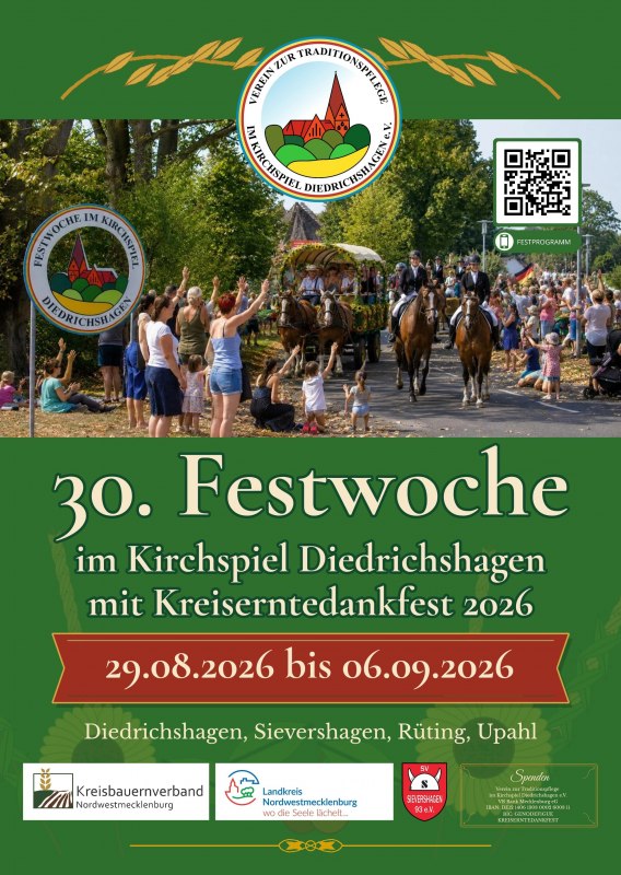 Einzug des Festumzuges // © Verein zur Traditionspflege im Kirchspiel Diedrichshagen Einzug des Festumzuges // © Verein zur Traditionspflege im Kirchspiel Diedrichshagen